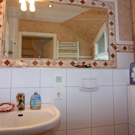 Semi-detached House, * Zingst